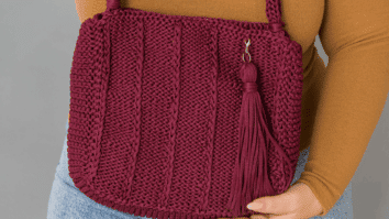 Bolsa com alça em tricô