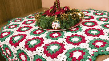 Faça o centro de mesa em crochê para o natal: Receita com gráficos