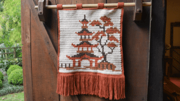 Decore a sua casa com a flâmula de templo japonês em crochê: Passo a passo com gráficos