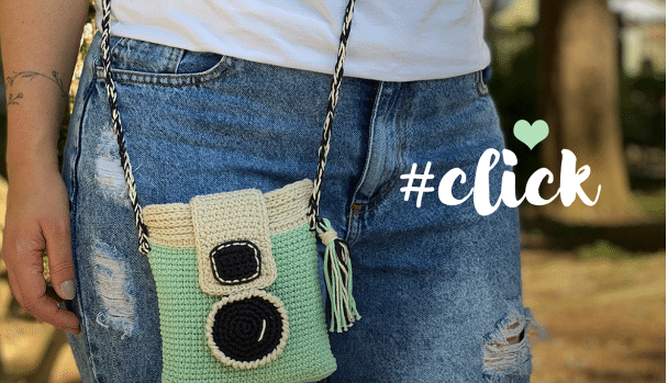 Bolsa de crochê Click! Feito com BELLA ARTE