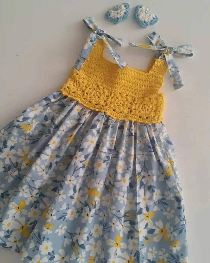 Vestidos de Crochê Infantil com Tecido: 40 Inspirações Encantadoras