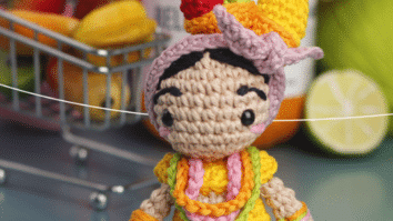 Carminha amigurumi – Boneca de crochê
