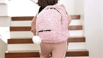 Mochila rosa de crochê super fácil de fazer