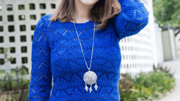 Blusa azul de tricô com manga longa (Camila Fashion)