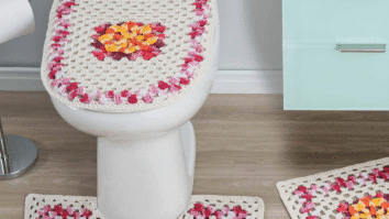 Conjunto de banheiro de crochê – Cisne MultiArte