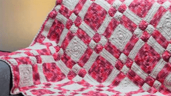 Manta de crochê patchwork Cisne MultiArte