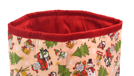 Encantando a Mesa de Natal com o Porta Panetone em Patchwork
