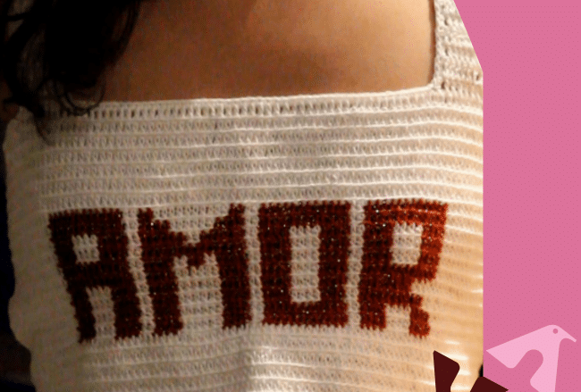 Top em Faixa de Crochê: Fio conduzido com Muito Amor!