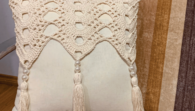 Capa de Almofada de Crochê: Refinando a casa