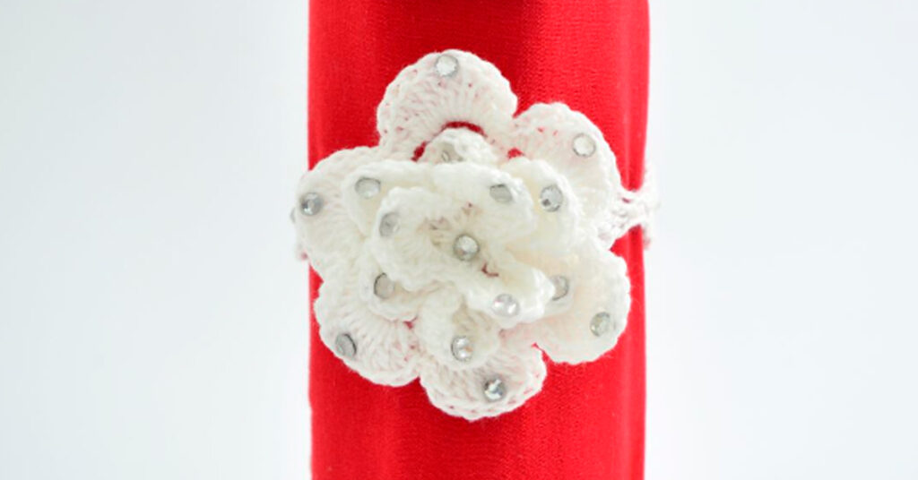 Pulseira Flor de Crochê: Acessório Delicado e Personalizado
