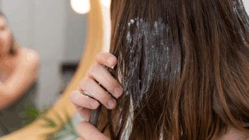 Aprenda como fazer banho de brilho em casa — Obtenha um resultado incrível economizando